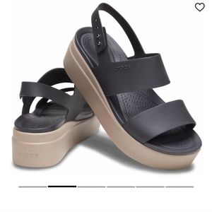 NWOB Crocs Brooklyn wedge